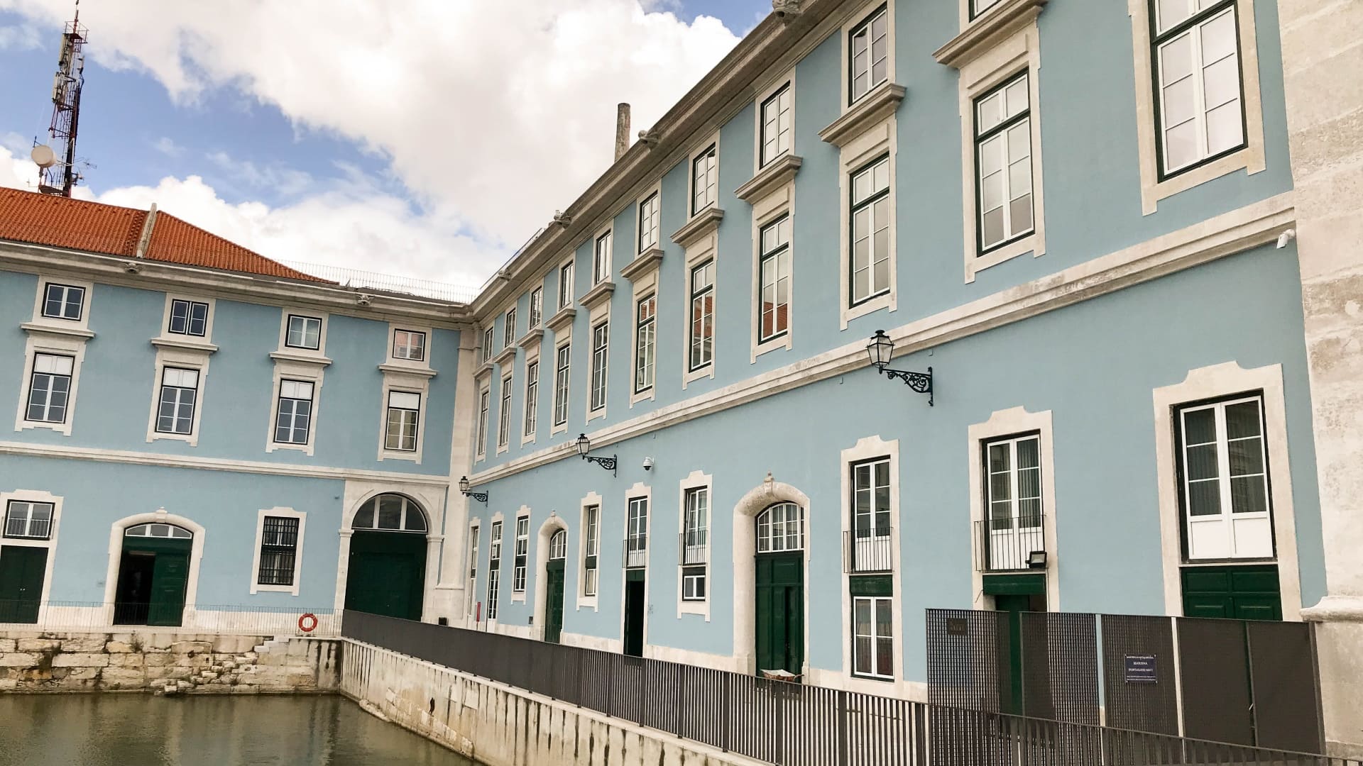 Ministerio-da-Defesa-Nacional-da-Marinha-Praca-do-Comercio-Ala-Oeste-4